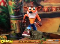 予約 First 4 Figures Crash Bandicoot Classic Ver  スタチュー CRASHGST