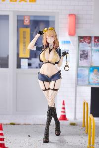 予約  HanaBee  ギャル婦警さん 小鳥遊アリサ  1/6 フィギュア 豪華版  タペストリー + 色紙付き SB57571A
