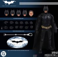 予約  Mezco Toyz 1/12 ダークナイト：バットマン   バットマン アクションフィギュア  BR1846B