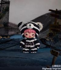 POPMART   ロード ジャーナル     シークレット  1box 1体  YC64781D