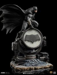  Iron Studios  Batman on Batsignal Deluxe - Zack Snyder's Justice League  1/10 フィギュア  DCCJLE71522-10