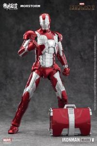 御模道   アイアンマン2  Iron Man    MK5  1/9    アクションフィギュア  未组立