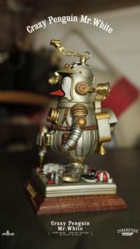 予約 STEAMARTS  Crazy Penguin (Silver)   15cm  フィギュア